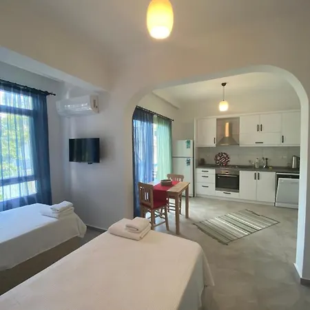 Merkezde Konforlu Apart-3 The Rush-3 * Kaş