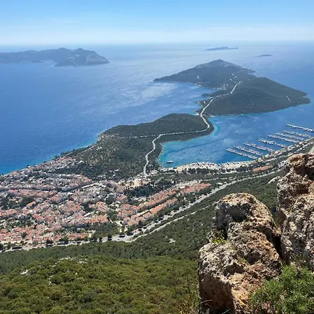 Merkezde Konforlu Apart-3 The Rush-3 Kaş
