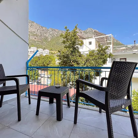 Merkezde Konforlu Apart-3 The Rush-3 Appartement *
